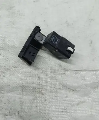 Skoda Yeti (5L) Other relay 3B0951253 1K0937540C
