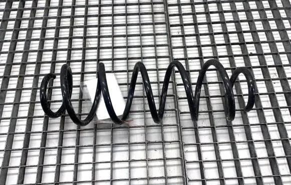 Lexus LBX Rear coil spring 