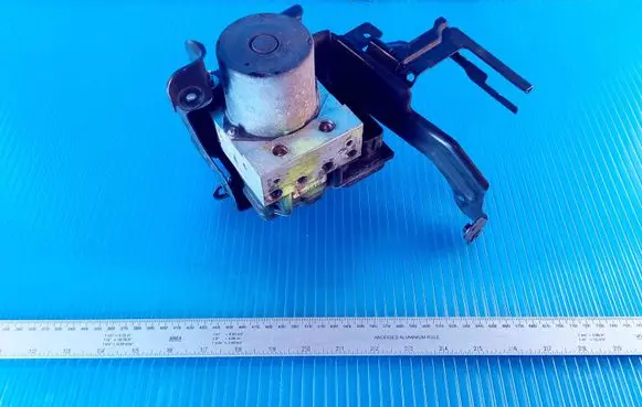 Audi A4 S4 B7 8E 8H ABS Pump 8E0614517AK 636L3131205 8E0910517D012