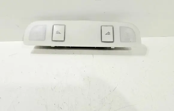 Audi A6 S6 C6 4F Rear seat light 4F0947111