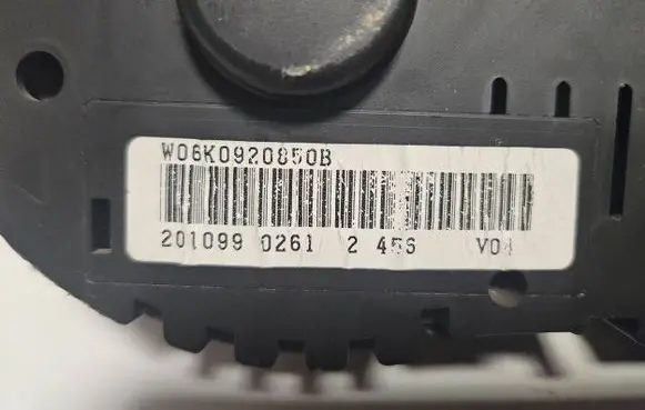 Seat Ibiza II (6k) Speedometer (instrument cluster) 6K0920850B 2010990261
