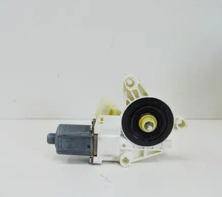 Mercedes-Benz GLE (W166 - C292) Front door window regulator motor A1669060301