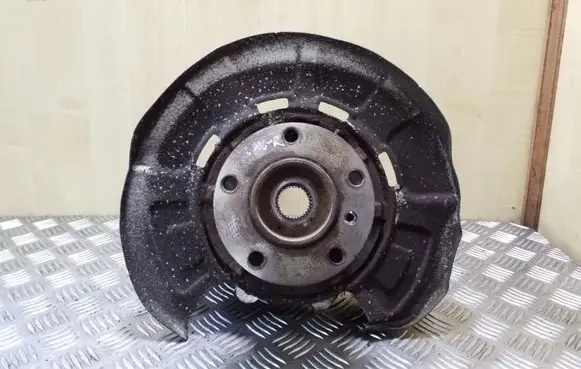 BMW X5 E70 Rear wheel hub 6770984
