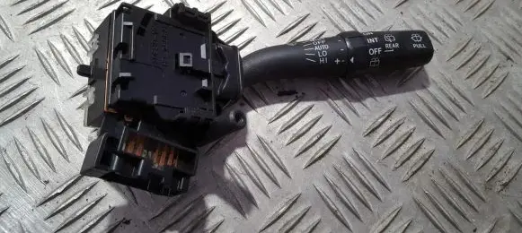 Toyota Avensis T250 Wiper control stalk 8465205170 84652-05170173821
