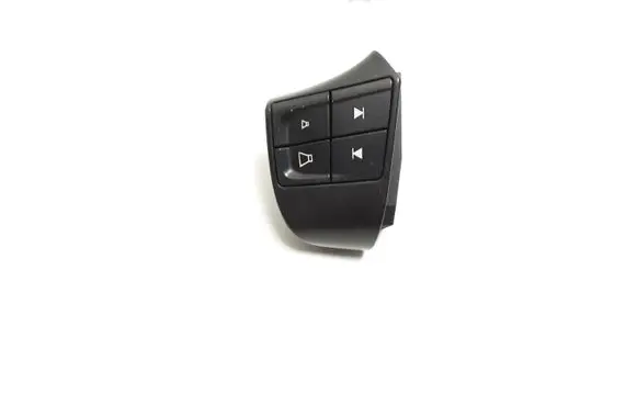 Volvo S40 Steering wheel buttons/switches 758588