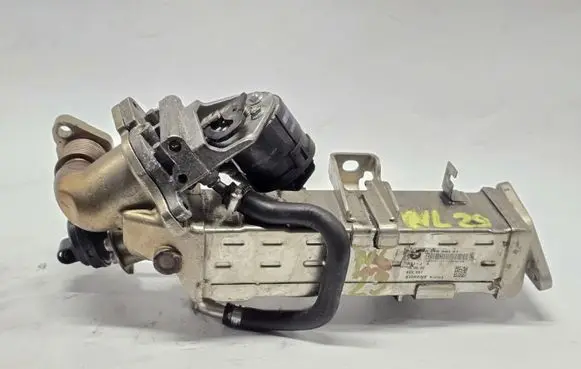 BMW 5 F10 F11 EGR valve cooler 8476993