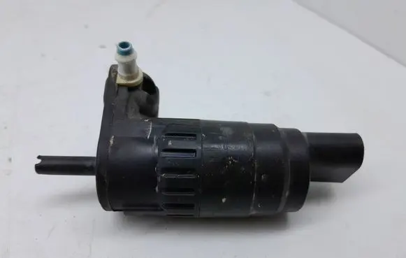 Audi A3 S3 8V Windscreen/windshield washer pump 1K6955651