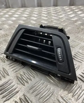 BMW 4 F32 F33 Dashboard side air vent grill/cover trim 9231970 508836