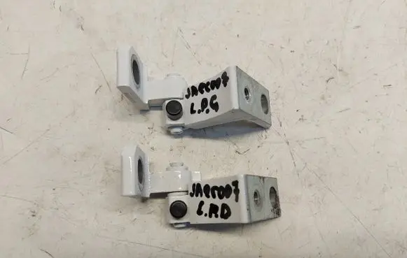 Chery Jaecoo 7 Front door hinge set CHEJAEZAW02235821