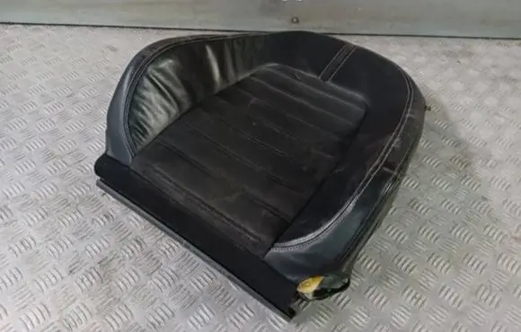 Volkswagen PASSAT CC Seat trim 