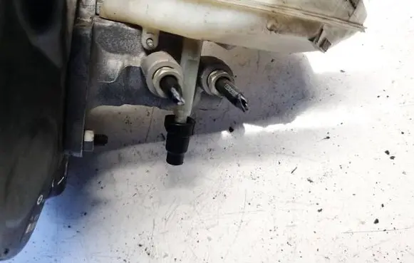 Land Rover Range Rover Evoque L538 Master brake cylinder 