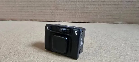 Suzuki Ignis Wing mirror switch 3795075F00