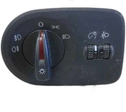 Seat Ibiza IV (6J,6P) Tailgate/trunk/boot open switch