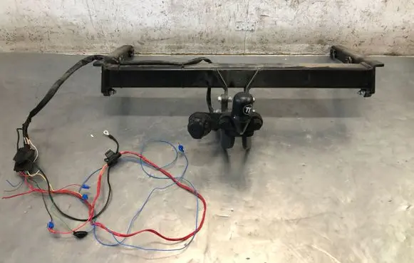 Audi A4 S4 B9 Tow bar set 