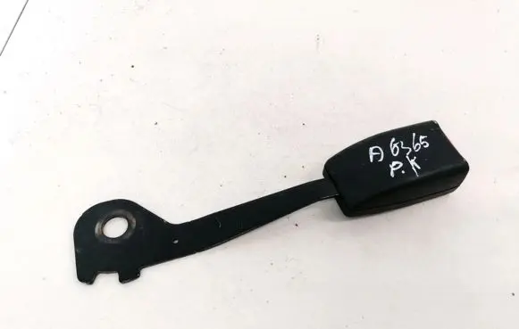 Mazda 2 Front seatbelt buckle
