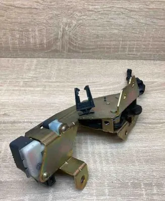 Volkswagen Touareg I Tailgate window lock/catch/latch 7L0827506A