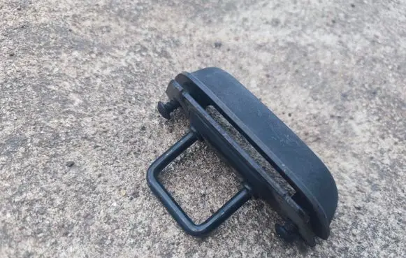 Jeep Grand Cherokee (WJ) Rear glass lock/latch 