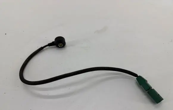 Audi A4 S4 B8 8K Detonation knock sensor 06E905377A
