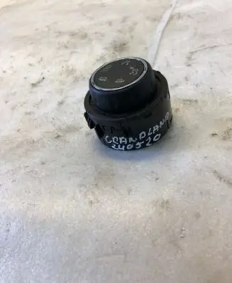 Opel Grandland X Other switches/knobs/shifts 96784282zd