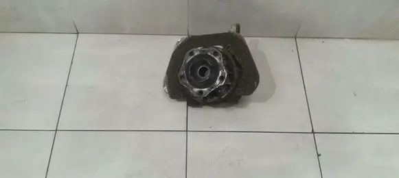 Porsche 911 996 Rear wheel hub 99633111106