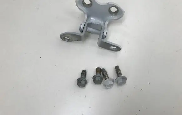 Toyota RAV 4 (XA50) Rear door upper hinge