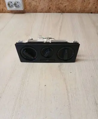Volkswagen Polo III 6N 6N2 6NF Climate control unit 1J0819045F 657836A11 901511200000