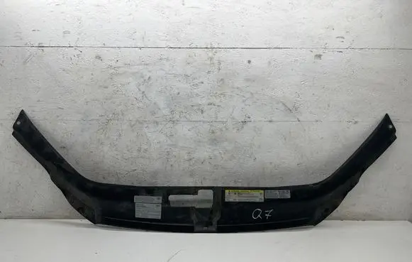 Audi Q7 4L Radiator trim 4L0807081