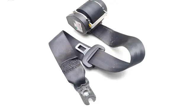 Volkswagen Golf VI Rear seatbelt 5G0857805 7N0857737
