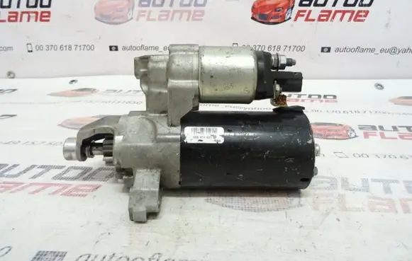 Audi A5 8T 8F Starter motor 06E911021D