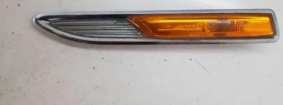Ford Mondeo MK IV Front fender indicator light 7S7113K354BD
