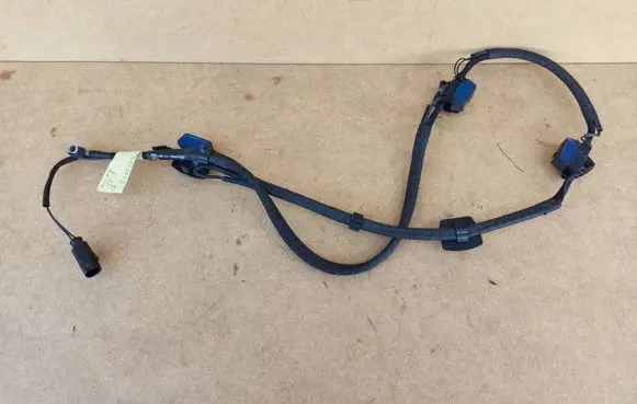 BMW X3 F25 Windshield washer spray nozzle 4849703 61664849703 7213281