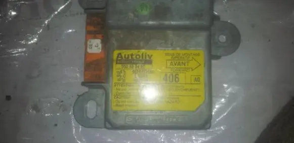 Peugeot 406 Airbag control unit/module 9628757280 550539400