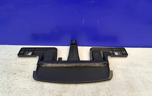 Volvo S80 Third/center stoplight 8693988 31395808