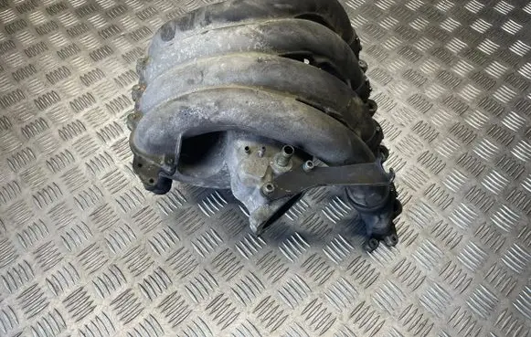 Audi A4 S4 B5 8D Intake manifold 058133206D