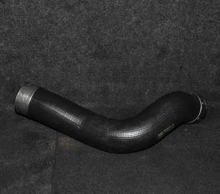 BMW 5 F10 F11 Intercooler hose/pipe 7810615