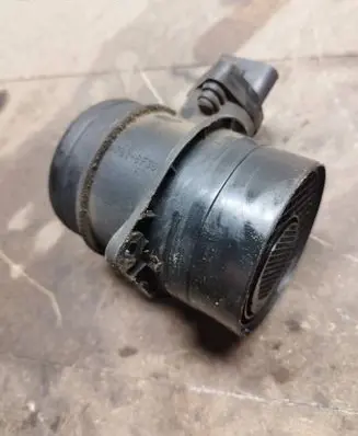 Audi A6 S6 C6 4F Mass air flow meter 074906461B 0281002461