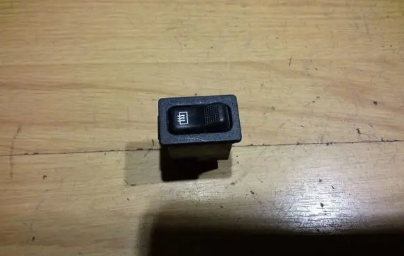Mazda 121 Windscreen/window heater switch