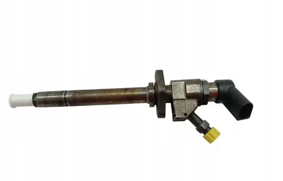 Volvo V50 Fuel injector 9657144580
