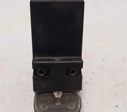 Seat Ibiza II (6k) Coolant fan relay 357919506 898718000
