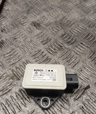 Audi A4 S4 B8 8K ESP acceleration yaw rate sensor 8k0907637a