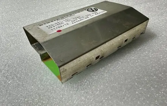 Volkswagen PASSAT B7 Aerial antenna amplifier 3C5035534 142802S81355366 920031101