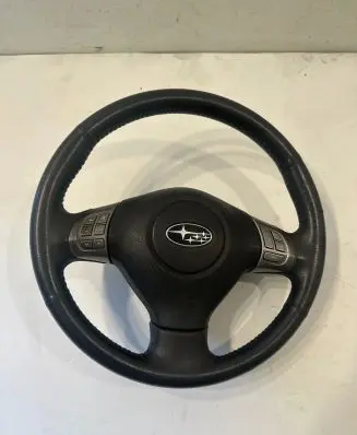 Subaru Impreza III Steering wheel