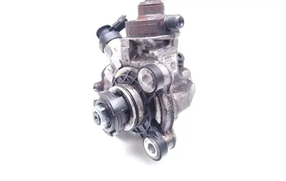 Volvo V60 Fuel injection high pressure pump 31272896 0445010618