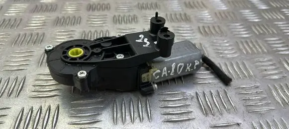 Mercedes-Benz E W212 Seat adjustment motor 0390203324
