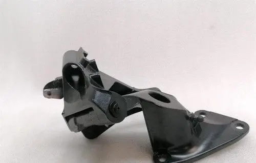 McLaren 675LT Spider Front door upper hinge 13A6367CP