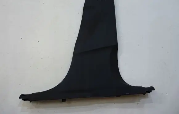 Audi Q3 8U Front door