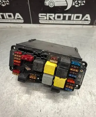 Mercedes-Benz C W203 Fuse box set 2035451601 5DK00848550