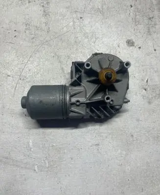 Mercedes-Benz E W211 Wiper motor 0390241865