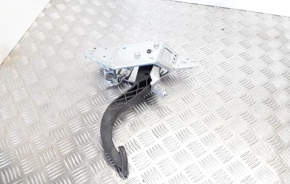 Opel Astra H Brake pedal 28870