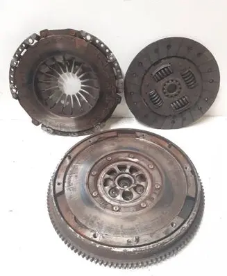 Subaru Legacy Clutch set kit 30210AA720 063082000433